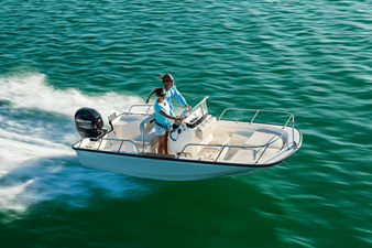 Boston Whaler 150 Montauk 17 2027 Boston Whaler 150 Montauk 18