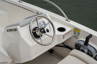 Boston Whaler 150 Montauk 42 2027 Boston Whaler 150 Montauk 43