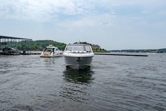 Cruisers Yachts 42 GLS Outboard 4 2027 Cruisers Yachts 42 GLS Outboard 5