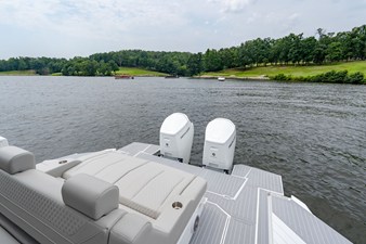 Cruisers Yachts 42 GLS Outboard 10 2027 Cruisers Yachts 42 GLS Outboard 11