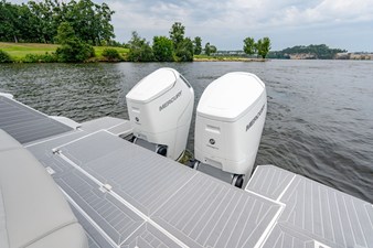 Cruisers Yachts 42 GLS Outboard 12 2027 Cruisers Yachts 42 GLS Outboard 13