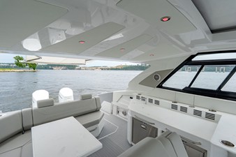 Cruisers Yachts 42 GLS Outboard 26 2027 Cruisers Yachts 42 GLS Outboard 27