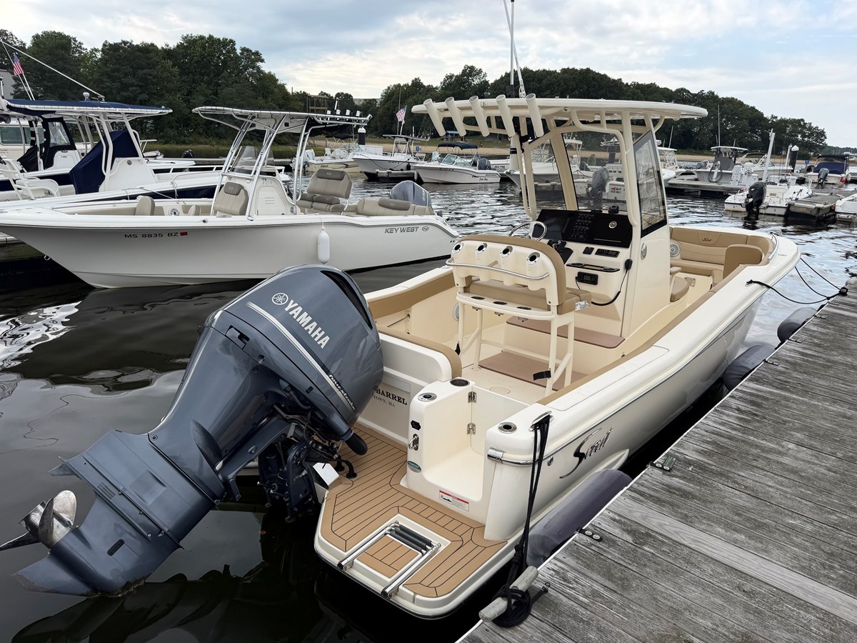 2018 Scout 235 XSF 3