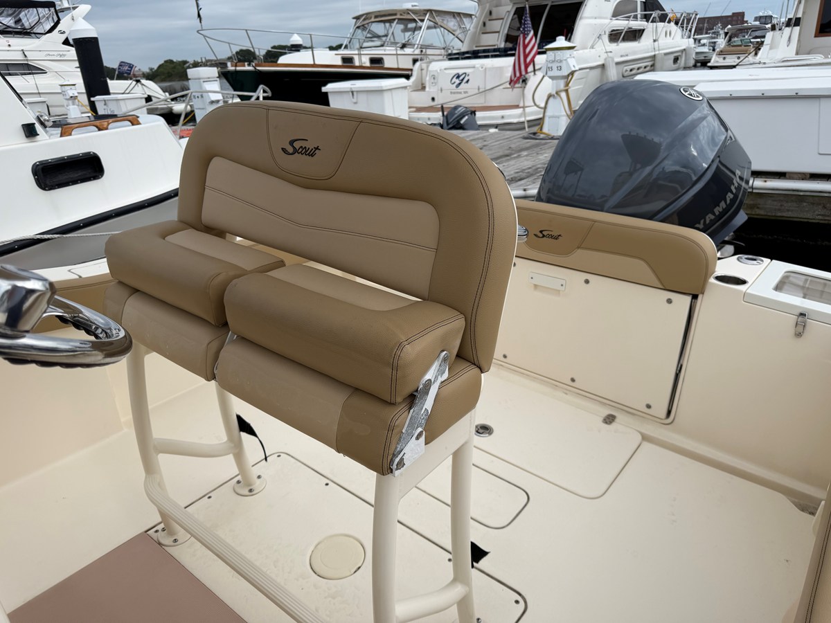 2018 Scout 235 XSF 18