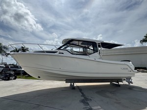 Boston Whaler 325 CONQUEST 1 2026 Boston Whaler 325 CONQUEST 2