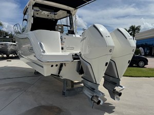 Boston Whaler 325 CONQUEST 7 2026 Boston Whaler 325 CONQUEST 8