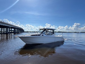 Boston Whaler 325 CONQUEST 12 2026 Boston Whaler 325 CONQUEST 13