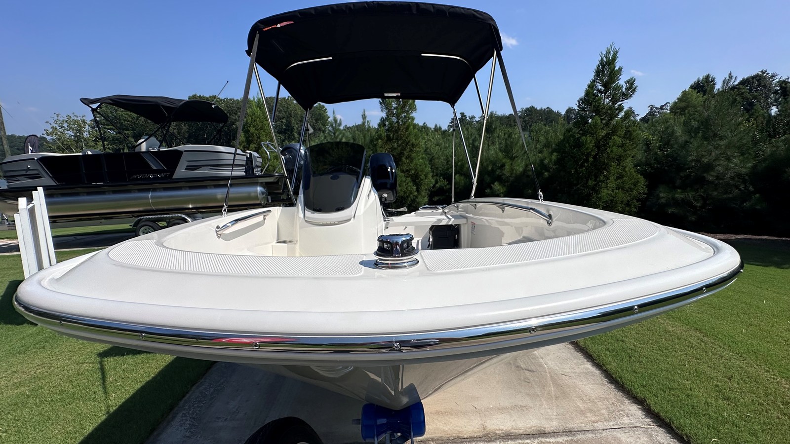 2027 Boston Whaler 130 Super Sport 41