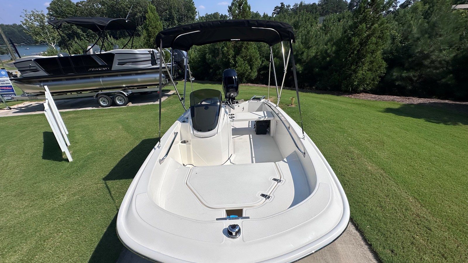 2027 Boston Whaler 130 Super Sport 42