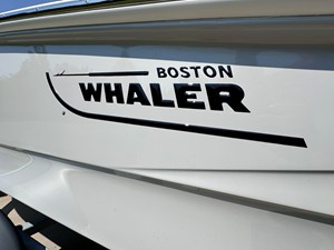 Boston Whaler 130 Super Sport 10 2027 Boston Whaler 130 Super Sport 11