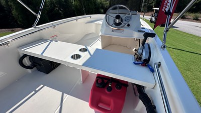 Boston Whaler 130 Super Sport 29 2027 Boston Whaler 130 Super Sport 30