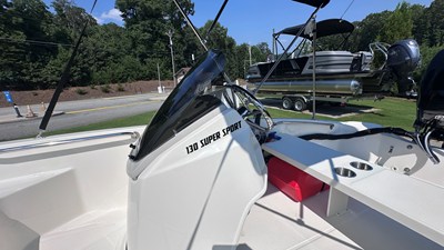 Boston Whaler 130 Super Sport 36 2027 Boston Whaler 130 Super Sport 37