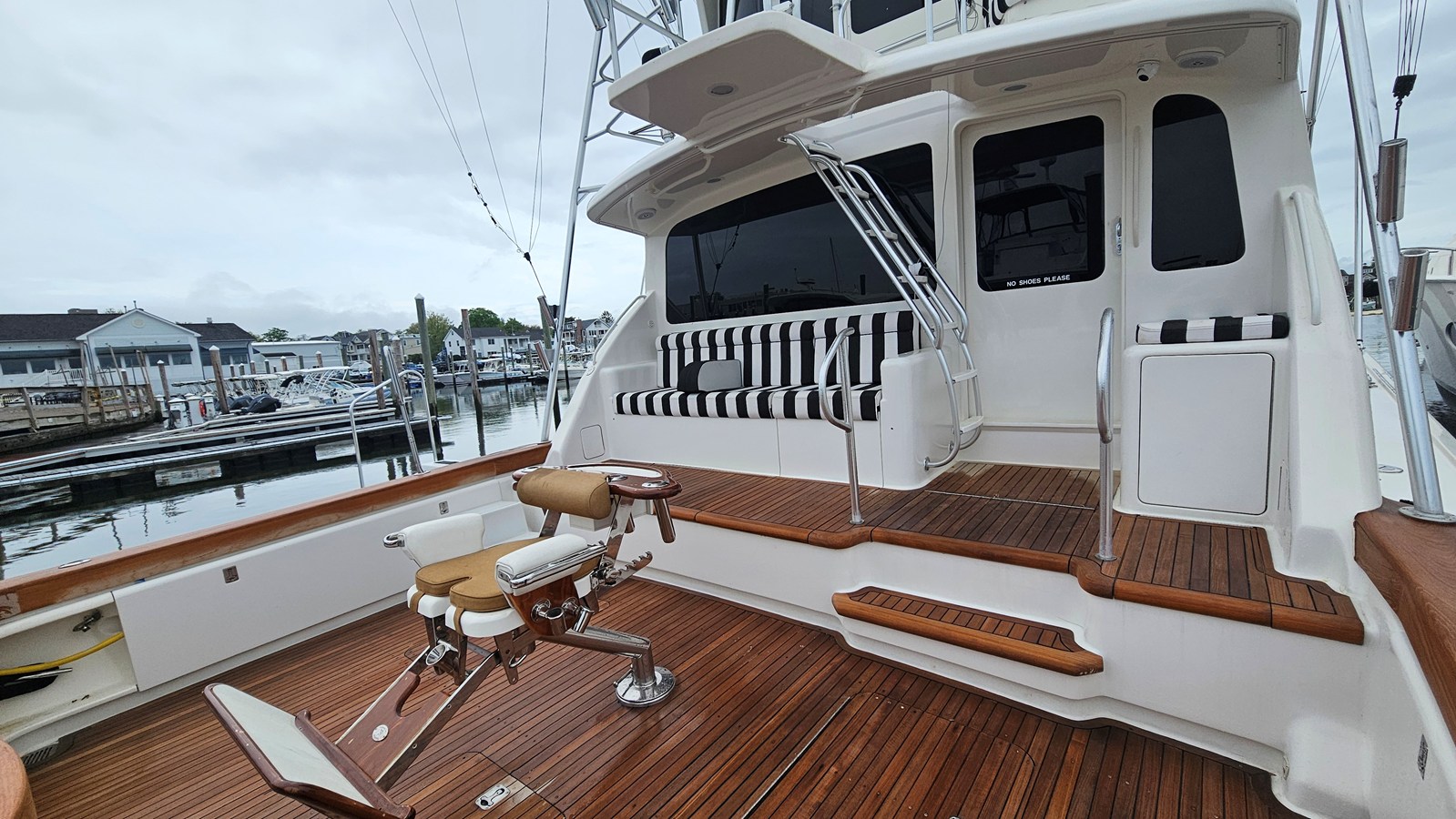 2000 Ocean Yachts 70 SUPER SPORT 11