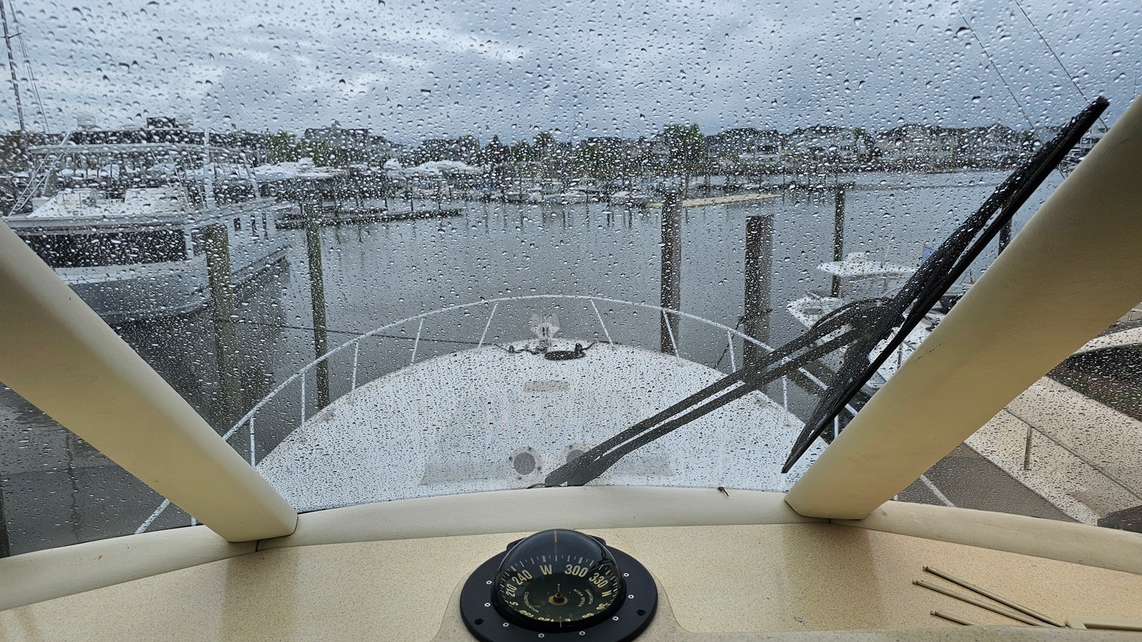 2000 Ocean Yachts 70 SUPER SPORT 26