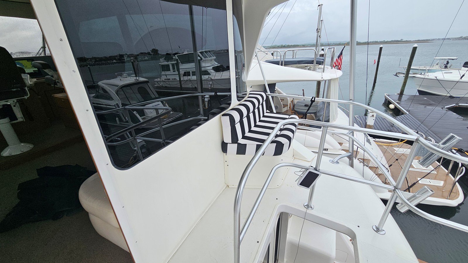 2000 Ocean Yachts 70 SUPER SPORT 30
