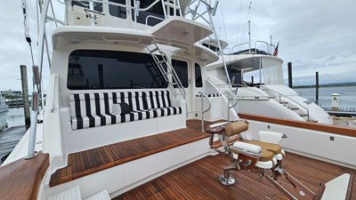 2000 Ocean Yachts 70 SUPER SPORT 9