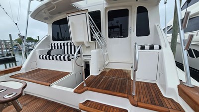 2000 Ocean Yachts 70 SUPER SPORT 13