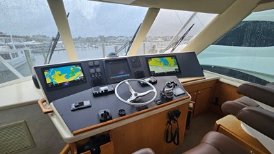 2000 Ocean Yachts 70 SUPER SPORT 24