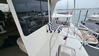 2000 Ocean Yachts 70 SUPER SPORT 30