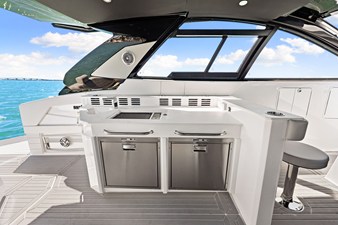 Cruisers Yachts 42 GLS Outboard 4 2026 Cruisers Yachts 42 GLS Outboard 5