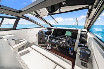 Cruisers Yachts 42 GLS Outboard 9 2026 Cruisers Yachts 42 GLS Outboard 10