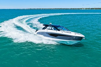Cruisers Yachts 42 GLS Outboard 23 2026 Cruisers Yachts 42 GLS Outboard 24