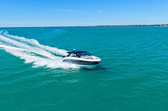 Cruisers Yachts 42 GLS Outboard 27 2026 Cruisers Yachts 42 GLS Outboard 28