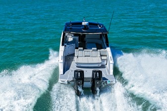 Cruisers Yachts 42 GLS Outboard 38 2026 Cruisers Yachts 42 GLS Outboard 39