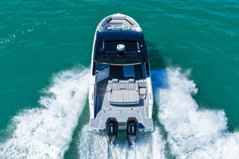 Cruisers Yachts 42 GLS Outboard 39 2026 Cruisers Yachts 42 GLS Outboard 40