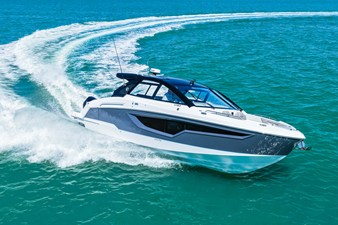 Cruisers Yachts 42 GLS Outboard 45 2026 Cruisers Yachts 42 GLS Outboard 46
