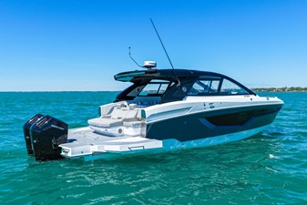 Cruisers Yachts 42 GLS Outboard 65 2026 Cruisers Yachts 42 GLS Outboard 66
