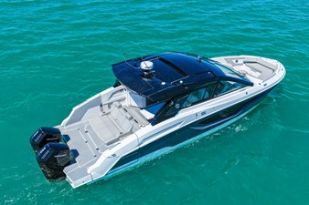 Cruisers Yachts 42 GLS Outboard 78 2026 Cruisers Yachts 42 GLS Outboard 79