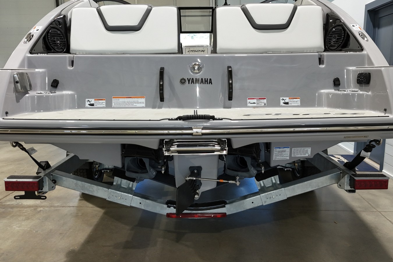 2026 Yamaha 252XE 5