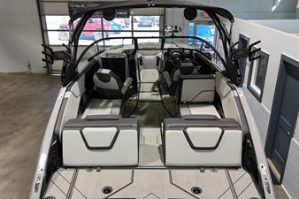 2026 Yamaha 252XE 11