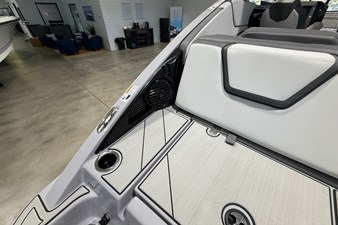 2026 Yamaha 252XE 12