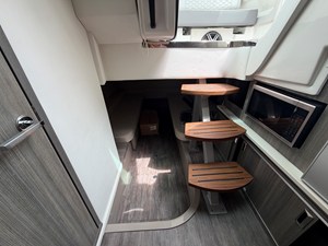 2027 Sea Ray Sundancer 320 Outboard 50