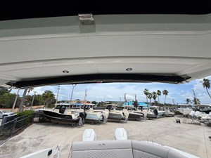 2027 Sea Ray Sundancer 320 Outboard 56
