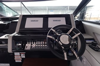 Cruisers Yachts 38 GLS Outboard 28 2026 Cruisers Yachts 38 GLS Outboard 29