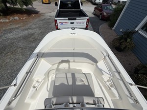 Boston Whaler 170 Montauk 11 2027 Boston Whaler 170 Montauk 12