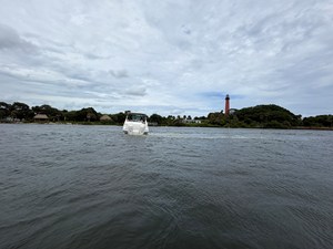 2027 Sea Ray Sundancer 320 Outboard 7