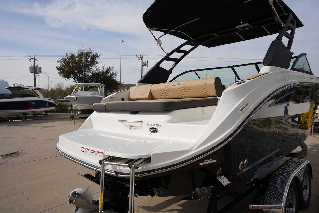 2026 Sea Ray SDX 230 5