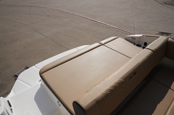 2026 Sea Ray SDX 230 7