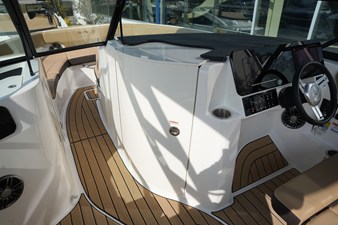 2026 Sea Ray SDX 230 24
