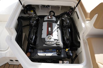 2026 Sea Ray SDX 230 33