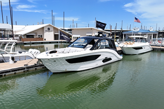 Sea Ray 370 SUNDANCER 2 2024 Sea Ray 370 SUNDANCER 3