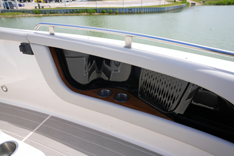 Sea Ray 370 SUNDANCER 31 2024 Sea Ray 370 SUNDANCER 32