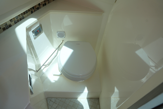 Sea Ray 370 SUNDANCER 48 2024 Sea Ray 370 SUNDANCER 49