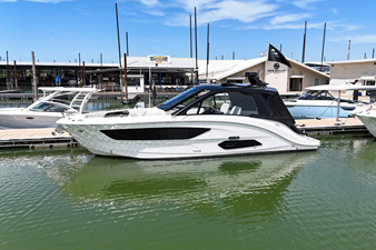 Sea Ray 370 SUNDANCER 52 2024 Sea Ray 370 SUNDANCER 53