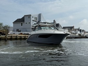 Sea Ray 320 SUNDANCER 1 2021 Sea Ray 320 SUNDANCER 2