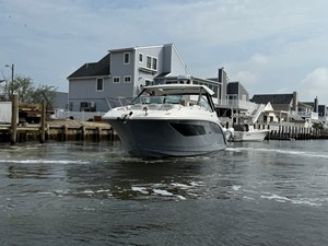Sea Ray 320 SUNDANCER 4 2021 Sea Ray 320 SUNDANCER 5